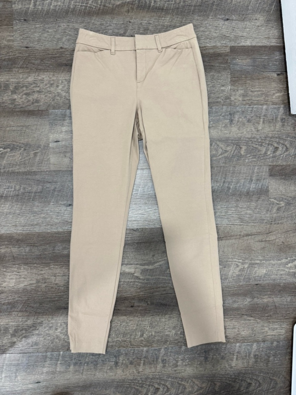 Old Navy High Rise Pixie Skinny Pants in Khaki